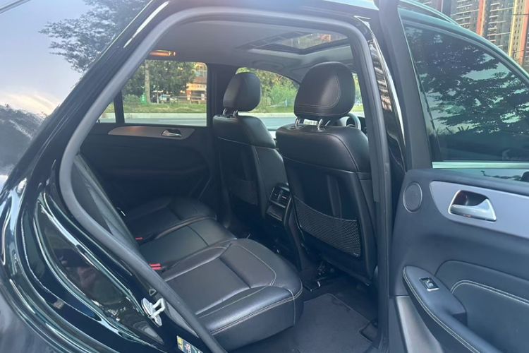 Used Mercedes-Benz M-Class 2014 ML 320 4MATIC