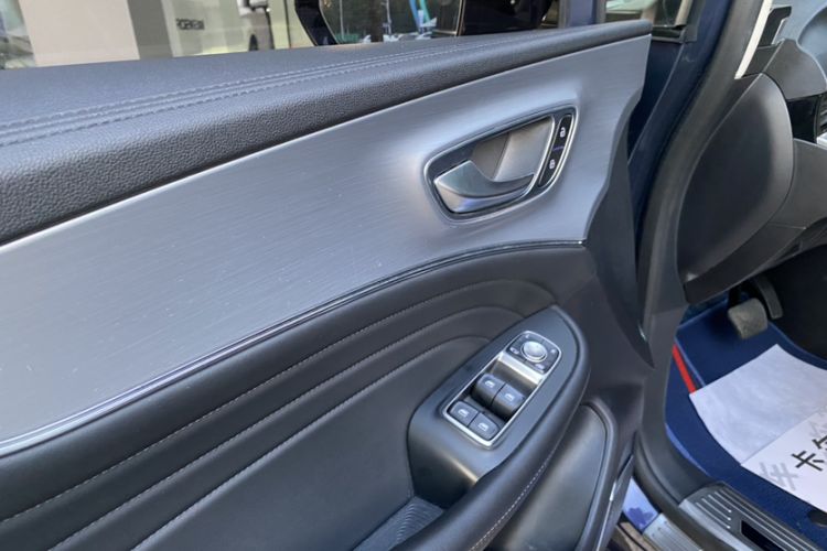 Used Roewe iMAX8 2021 400TGI Flagship Edition