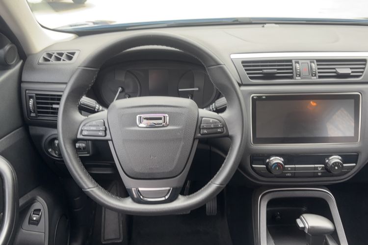 Used Qoros 5 2018 Revised Version 1.6T Automatic Leading Edition
