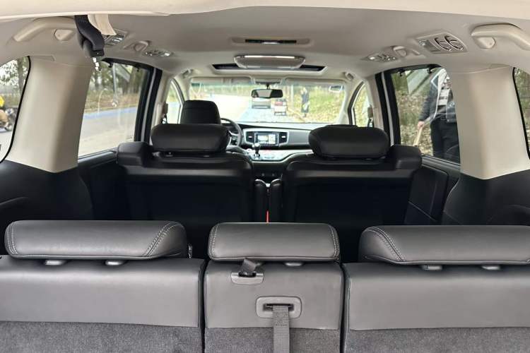 Used Honda Odyssey 2015 Revised Version 2.4L Supreme Edition
