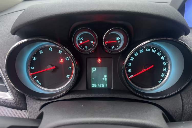 Used Buick Encore 2014 1.4T Automatic Two-Wheel Drive Urban Elite Model
