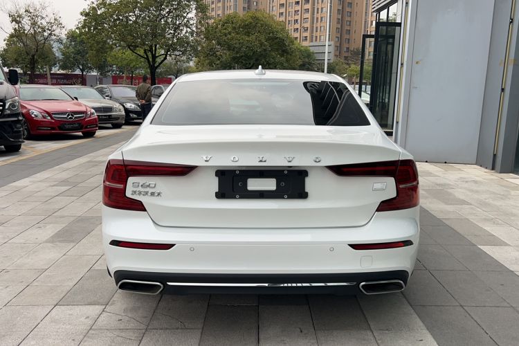 Used Volvo S60 New Energy 2022 T8 eDrive Hybrid All-Wheel Drive Smart Luxury Edition