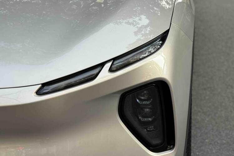 Used Nio EC6 2023 75 kWh