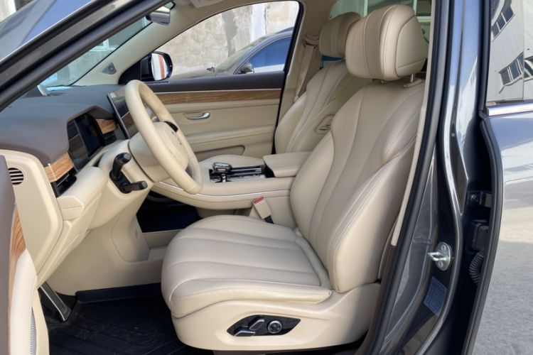 Used Hima AITO M7 2024 1.5T Rear-Drive Plus Version 5 Seats
