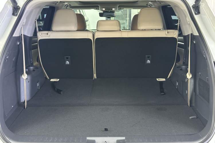 Used Toyota Highlander 2022 Dual-Engine 2.5L Four-Wheel Drive Supreme Edition 7-Seater
