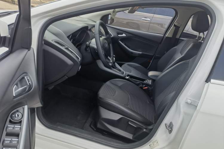 Used Ford Focus 2017 Hatchback EcoBoost 180 Automatic Sport Model
