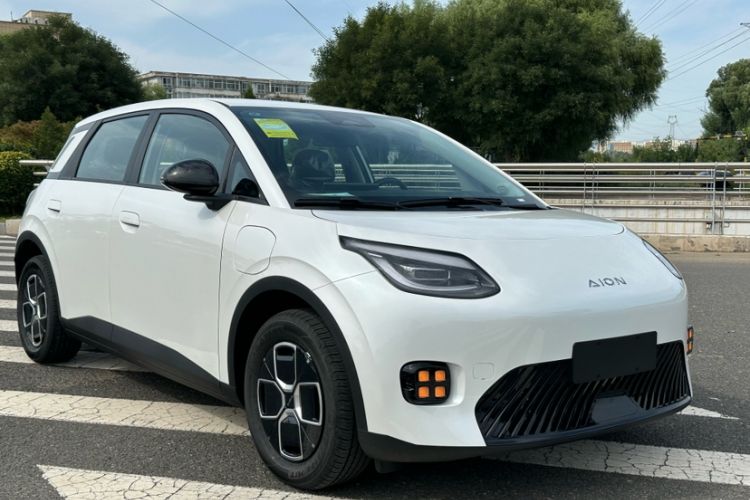 Used AION UT 2025 330 Starlight Edition
