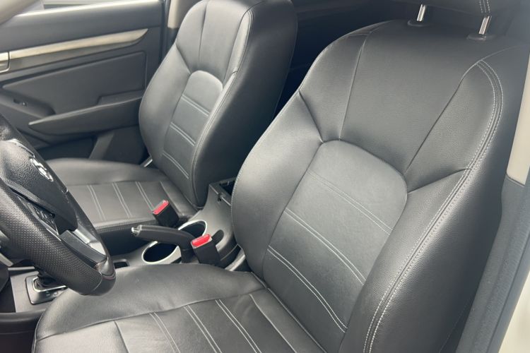 Used BAIC Senova X65 2015 2.0T automatic comfort version
