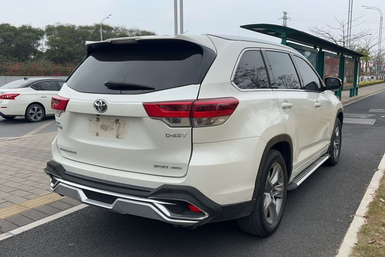 Used Toyota Highlander 2018 2.0T Four-Wheel Drive Luxury Edition 7 Seats China V Emission Standard
