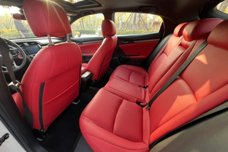 Used Honda Civic 2021 HATCHBACK 220TURBO CVT Trendy Cool Edition
