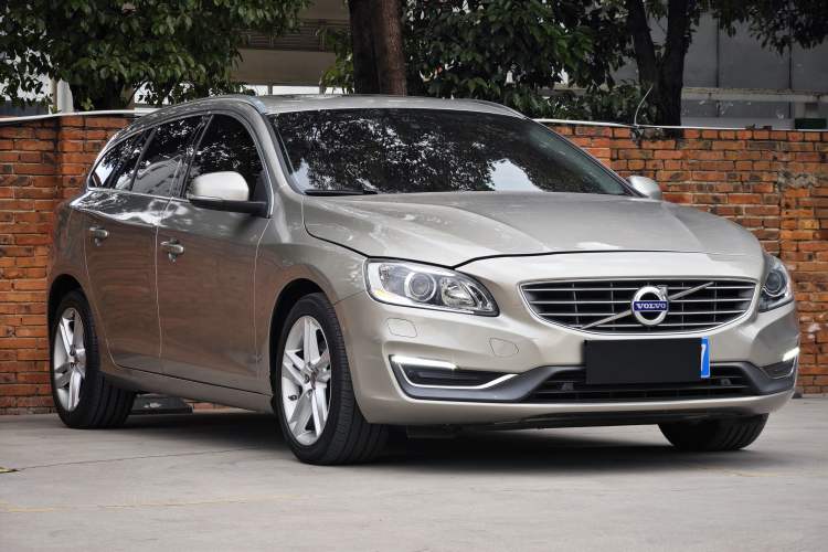 Used Volvo V60 2015 T5 Zhiya Edition
