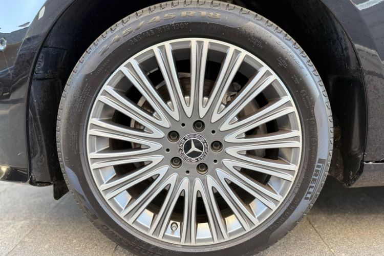 Used Mercedes-Benz E-Class 2023 Updated E 300 L Luxury Edition
