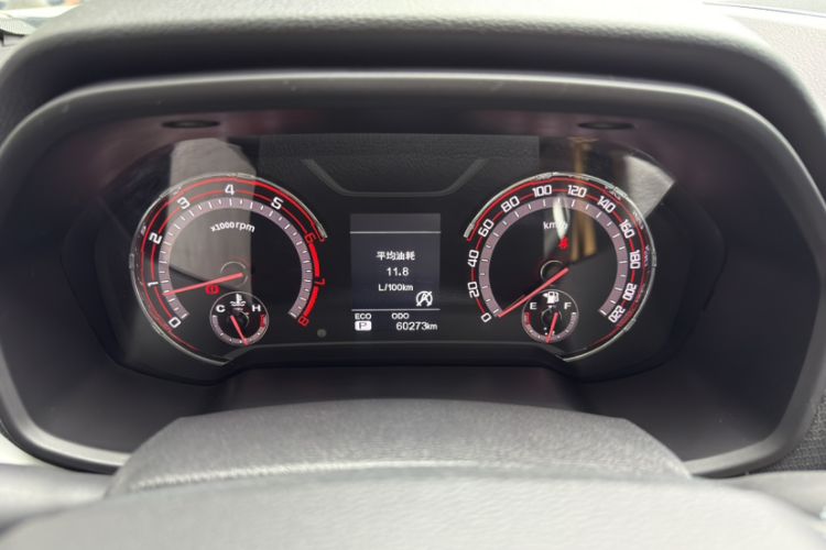 Used SAIC MAXUS T60 2017 2.0T Gasoline Automatic Two-Wheel Drive High-Ride Elite Standard Cabin
