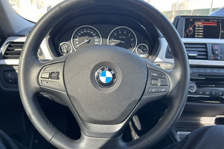 Used BMW 3 Series 2016 316i Fashion Model
