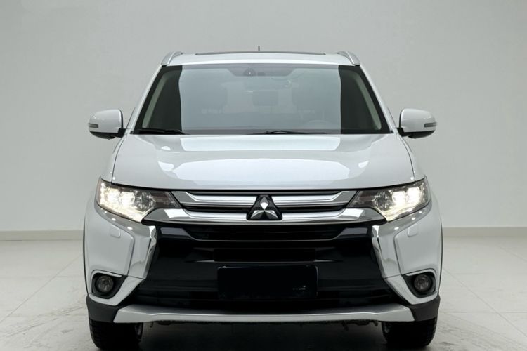Used Mitsubishi Outlander 2016 2.4L 4x4 Elite Edition 5 Seats