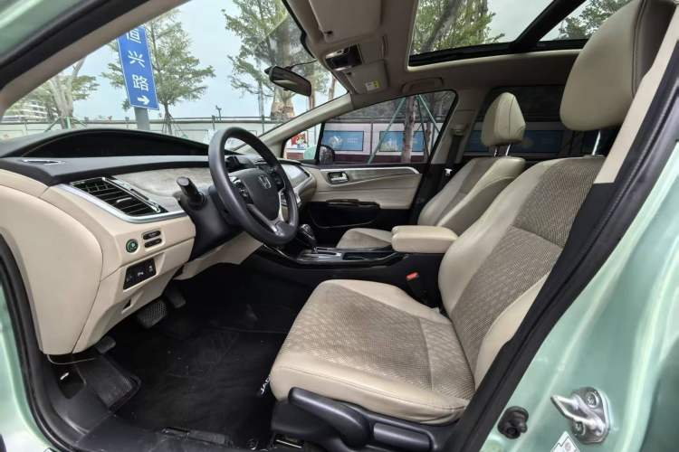 Used Honda Jade 2017 210TURBO CVT Fashion Edition 5-seater