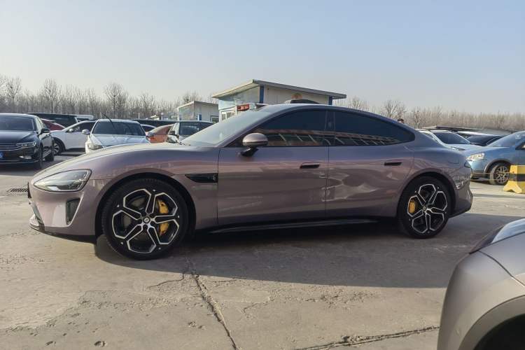 Used  SU7 2024 Rear-Drive Ultra-Long Range Advanced Pro-Level Intelligent Driving Version
