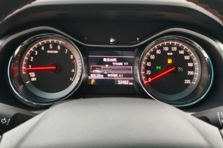 Used Chevrolet Orlando 2020 Light Hybrid Redline 530T Automatic Enjoyment Edition (5+2 Models)
