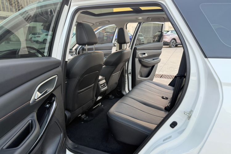 Used Changan X7 PLUS 2024 1.5T Automatic Luxury Edition 5 Seats