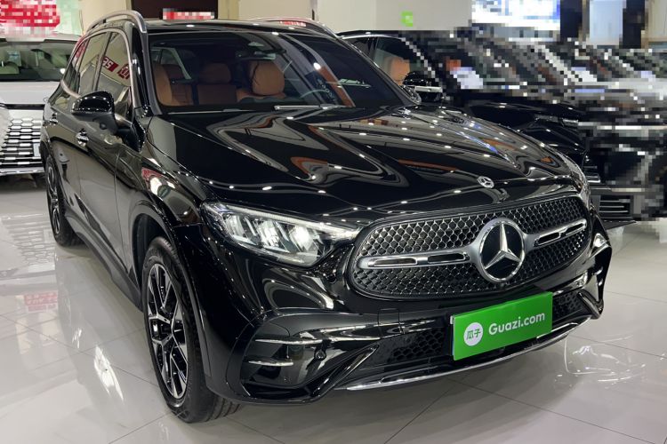 Used Mercedes-Benz GLC 2024 GLC 260 L 4MATIC Luxury Model 5 Seats
