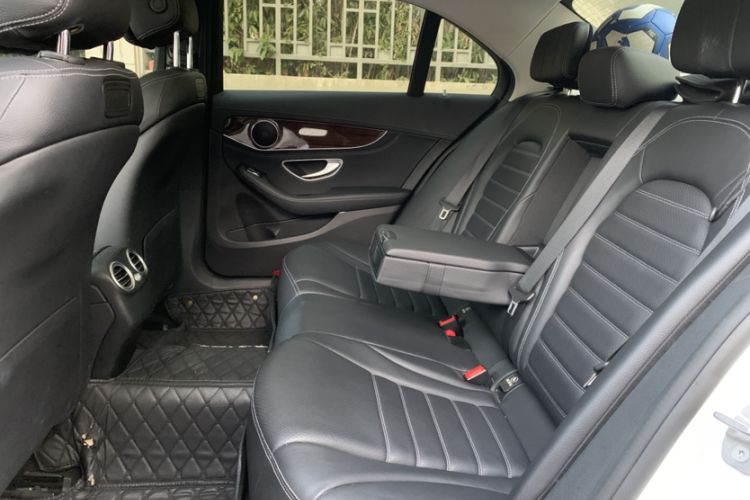 Used Mercedes-Benz C-Class 2017 Facelift C 200 L
