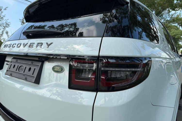 Used Land Rover Discovery Sport 2020 249 PS R-Dynamic Performance Tech Edition 7 Seats
