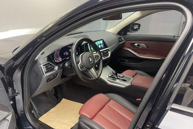 Used BMW 3 Series 2022 325i M Sport Night Edition Package
