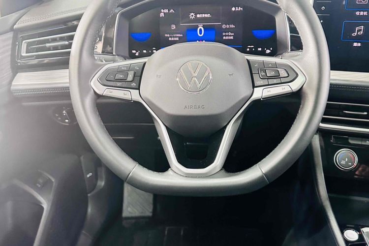 Used Volkswagen Sagitar 2023 300TSI DSG Excellence Edition
