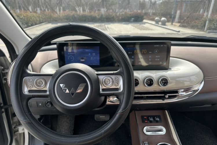 Used Wuling Bingo 2024 333 km Enjoyment Version
