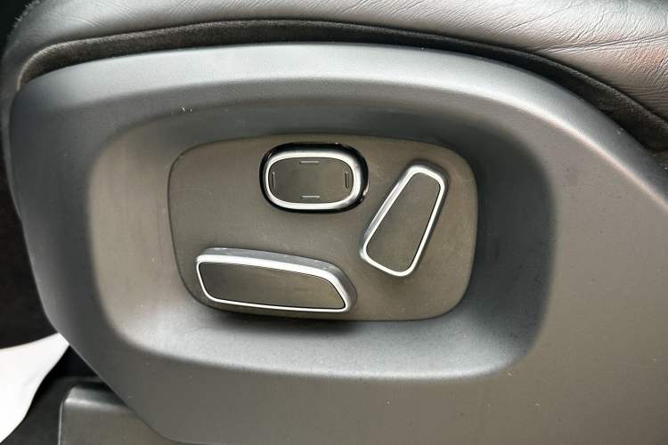 Used Land Rover Range Rover 2015 3.0 SC V6 Vogue