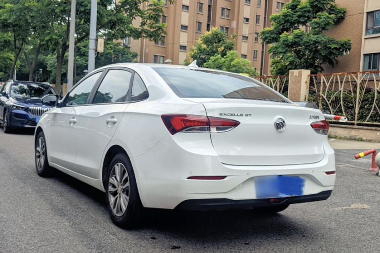 Used Buick GT 2021 1.3T Automatic Mild Hybrid Elite Version
