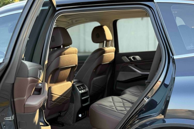 Used BMW X5 2022 Restyled xDrive 30Li Luxury Version M Sport Package