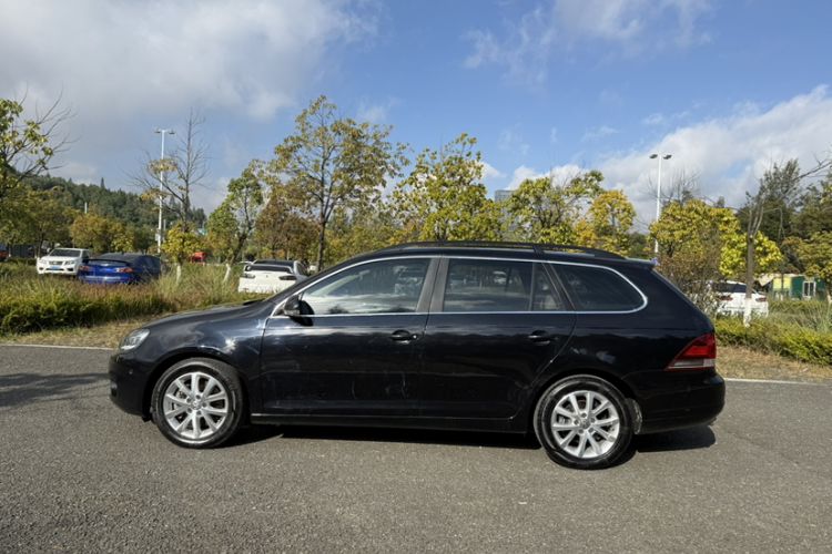 Used Volkswagen Golf 2011 1.4 TSI Luxury Touring Edition
