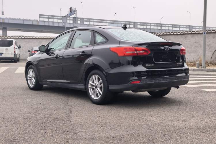 Used Ford Focus 2017 Sedan 1.6L Automatic Fashion Edition Smart Drive Version