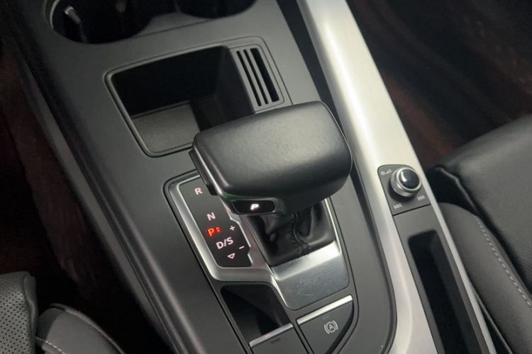 Used Audi A4L 2022 40 TFSI Fashion Dynamic Model