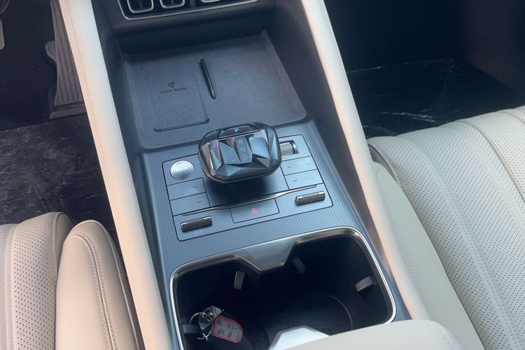 Used BYD Song L EV 2025 550 km Excellence Version
