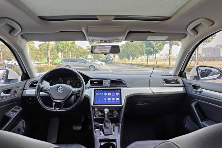 Used Volvo S90 2018 T4 Zhiyuan Edition
