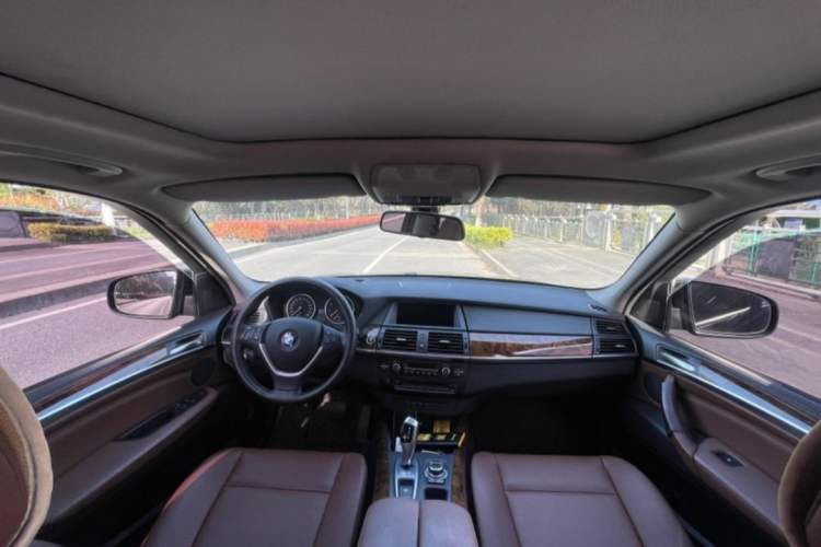 Used BMW X5 2013 xDrive35i Luxury Model
