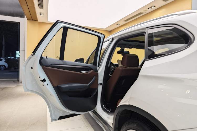 Used BMW X1 2014 xDrive20i X Design Package
