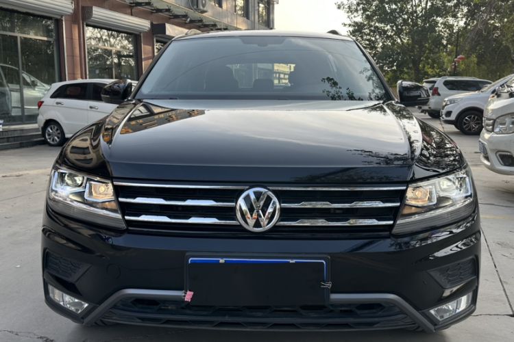 Used Volkswagen Tiguan L 2020 330TSI Automatic Two-Wheel Drive Luxury Edition China VI Standard
