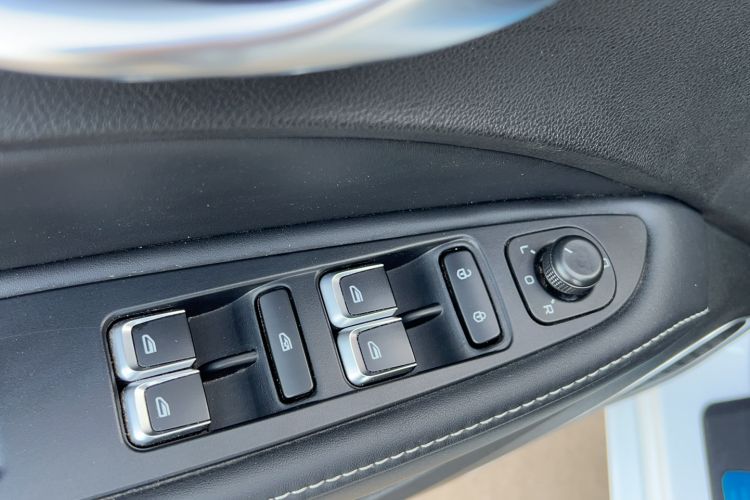 Used Geely Auto Emgrand 2019 Leading Edition 1.5L Manual Upgraded Connectivity Model China VI Standard
