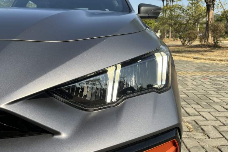 Used GAC Trumpchi EMPOW 2024 400T Automatic Yingbao R MAX Edition