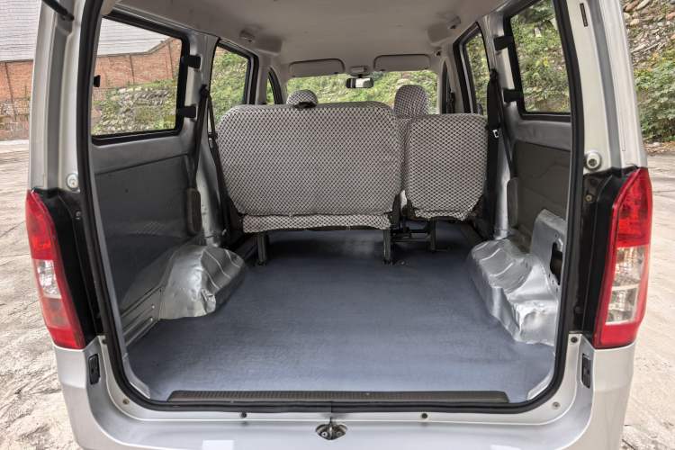 Used Wuling Rongguang V 2019 1.5L Practical Model China VI LAR
