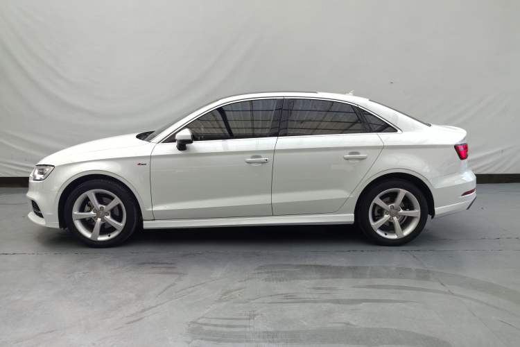 Used Audi A3 2018 30th Anniversary Edition Limousine 35 TFSI Fashion Model
