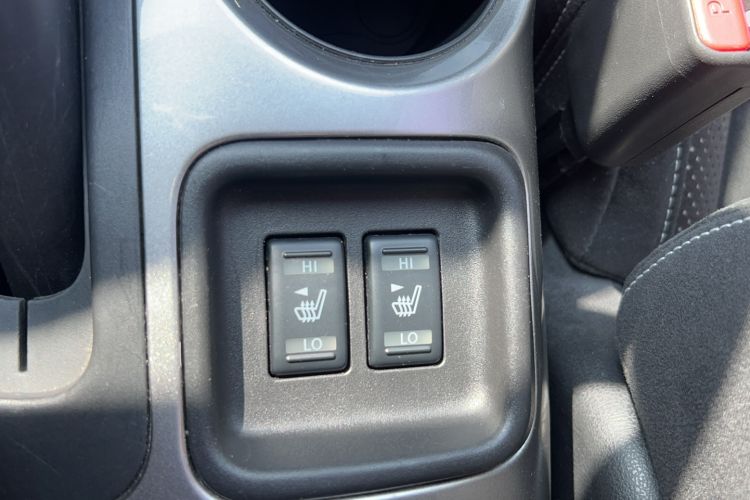 Used Infiniti ESQ 2014 1.6L Spontaneous Edition