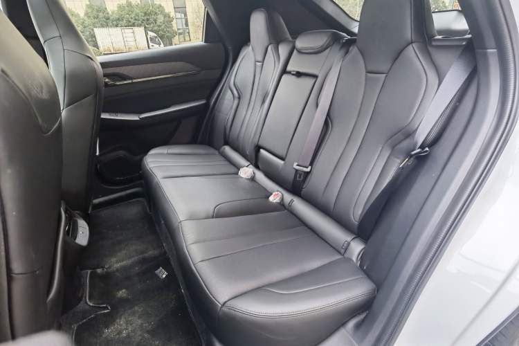 Used  06 2025 Model 520km