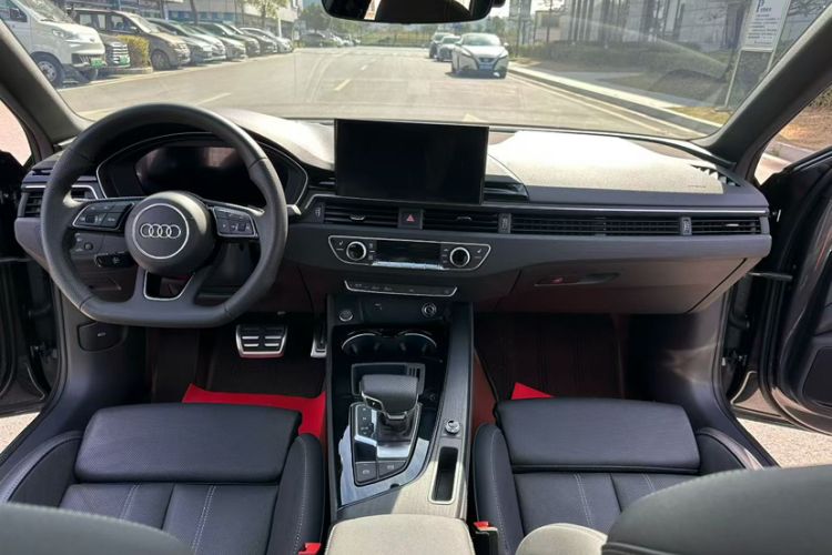 Used Audi A4L 2024 40 TFSI Luxury Dynamic Edition
