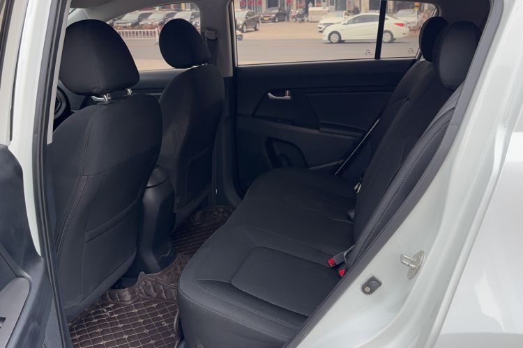 Used Kia Sportage R 2016 2.0L Manual Two-Wheel Drive GL Trim
