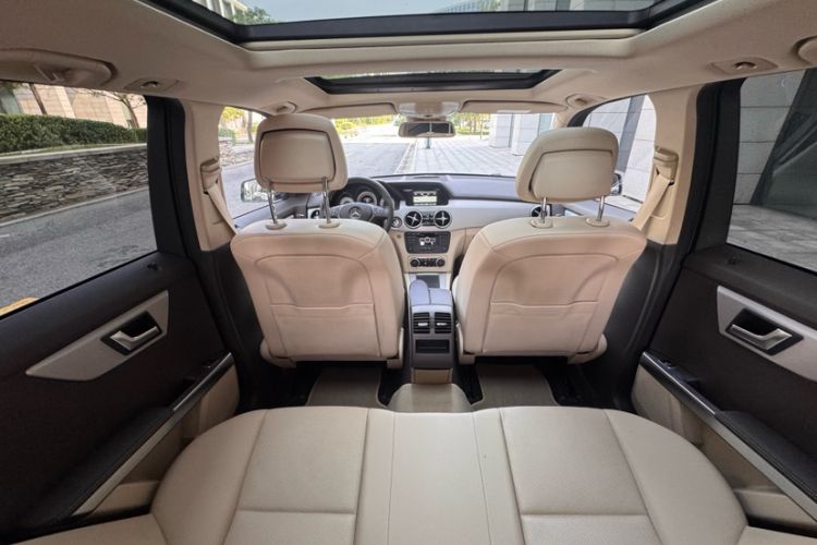 Used Mercedes-Benz GLK-Class 2013 Facelift GLK 300 4MATIC Fashion Edition
