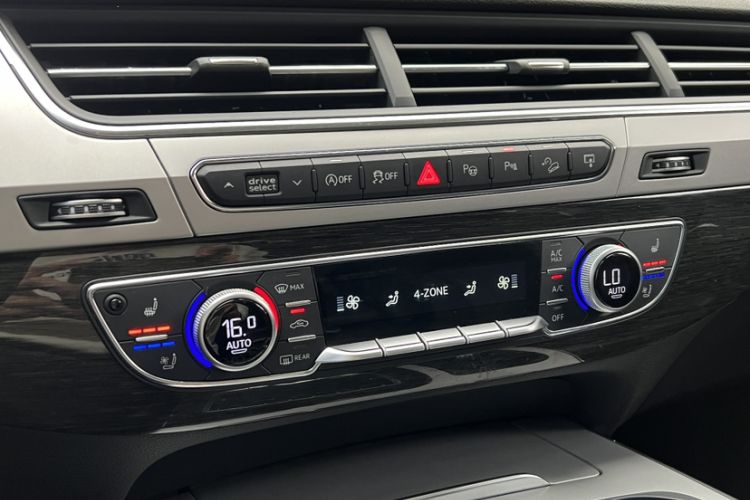 Used Audi Q7 2016 45 TFSI Technology Edition
